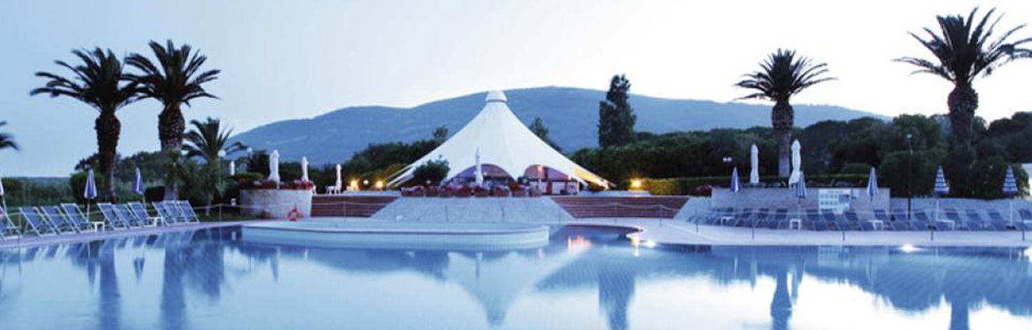 villaggio-baia-di-conte-alghero-piscina-01