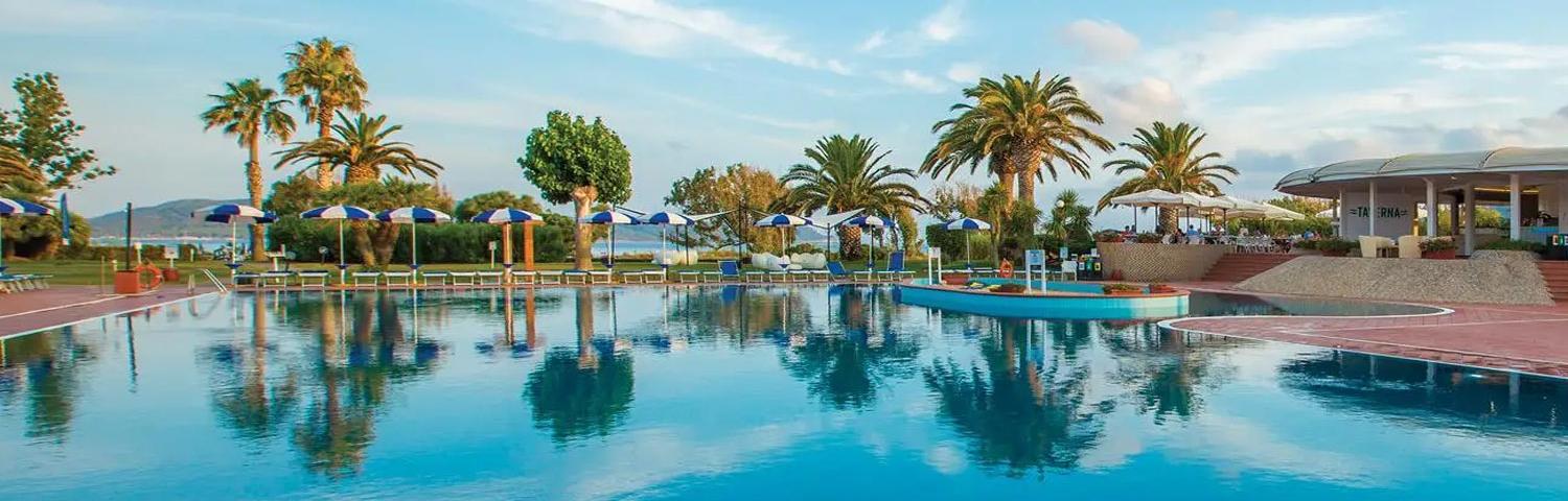 villaggio-baia-di-conte-alghero-piscina-02